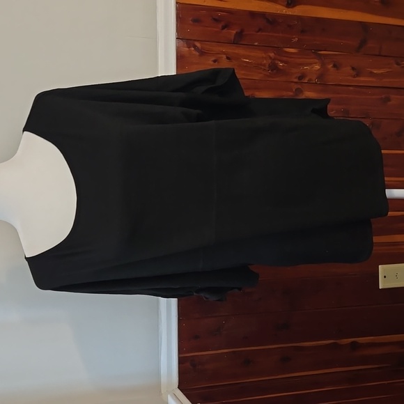 Max Studio Top - Picture 1 of 8